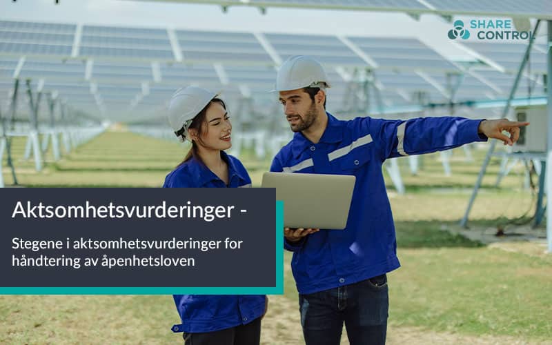 2 medarbeidere snakker om aktsomhetsvurderinger